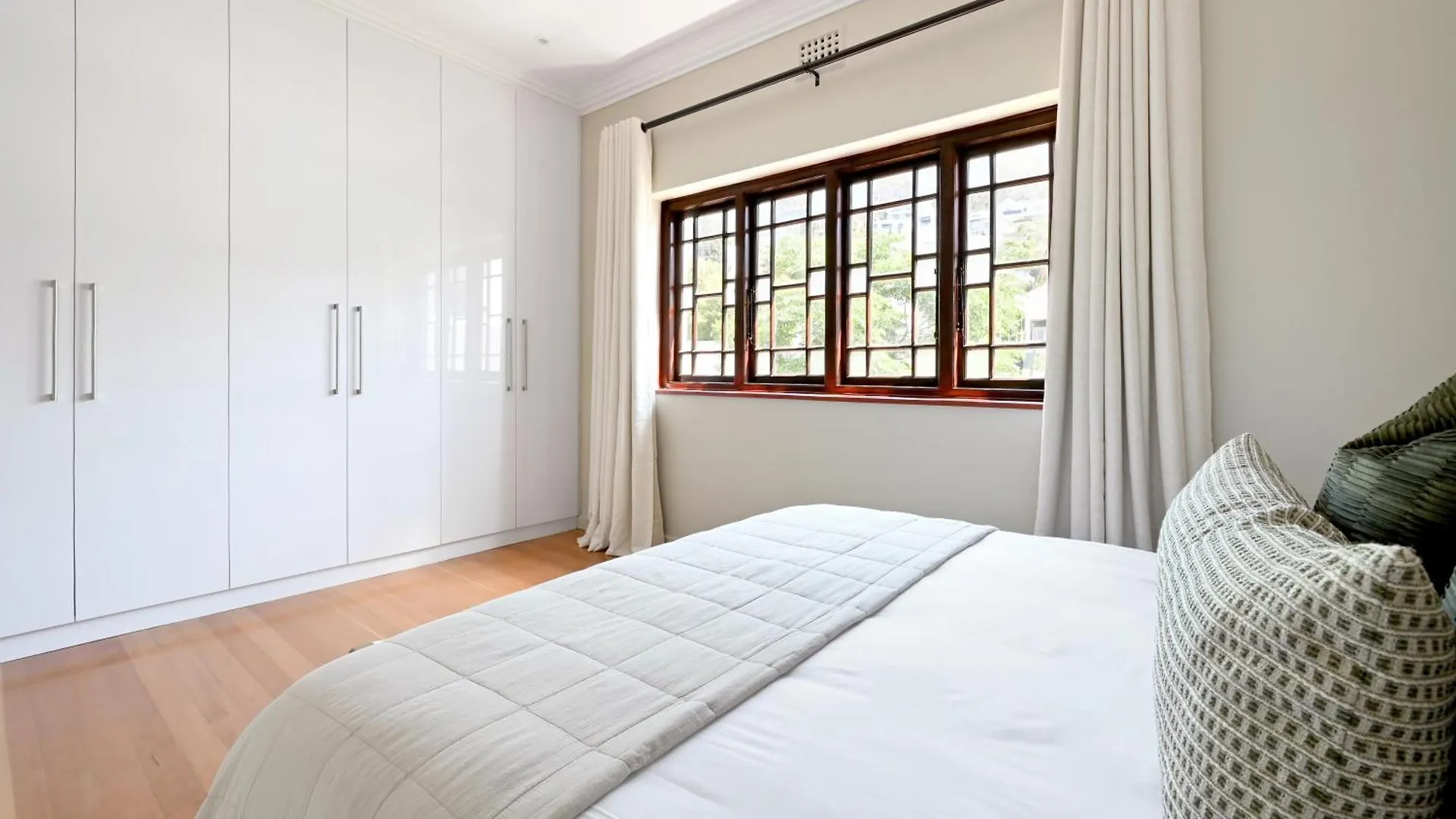Stylish 2 Bedroom Ensuite Apt With Beautiful Views Ciudad del Cabo Sudáfrica