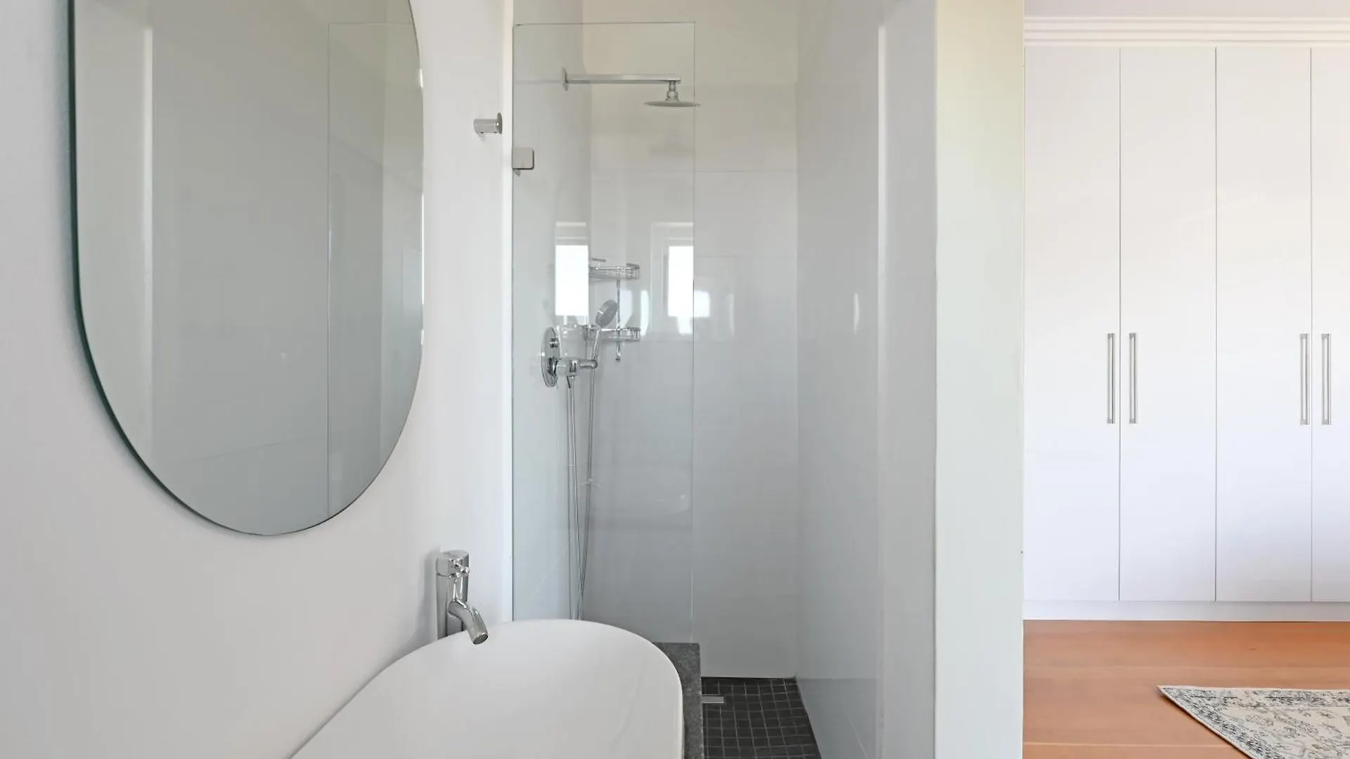 Stylish 2 Bedroom Ensuite Apt With Beautiful Views ケープタウン